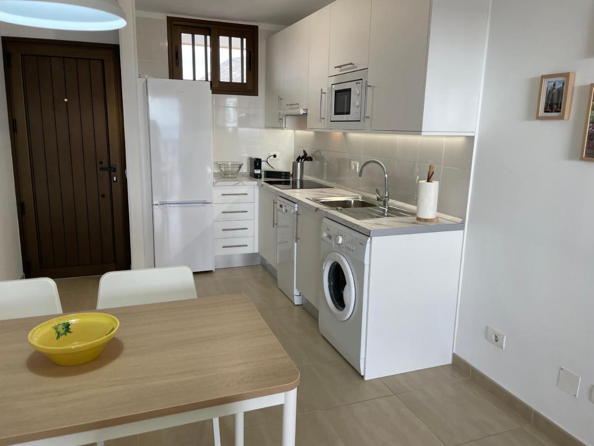 Achacay Sunset Apartment Los Cristianos  Exterior photo